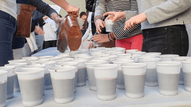 XOCOLATADA SOLIDÀRIA PER ALS AFECTATS DE LA DANA AL PAÍS VALENCIÀ